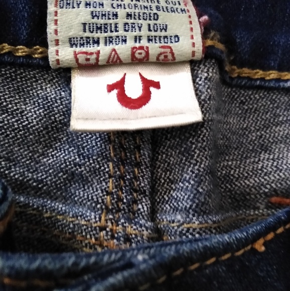 Distressed True Religion Jeans - Picture 2 of 6